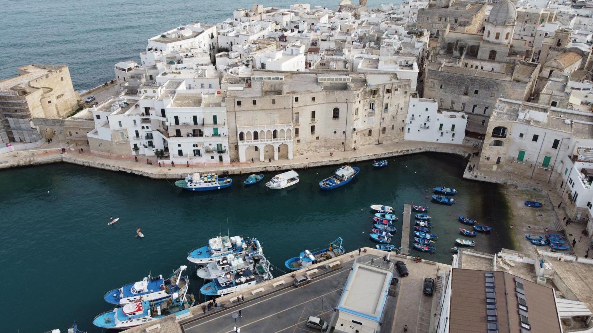 Archi Barbacana Monopoli Exterior photo